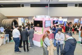 現場展示AI與5G創新應用，三大主題展區展現中小企業如何善用數位工具升級營運。(圖/主辦單位提供)